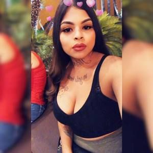 Meet your Posher, Perlaa